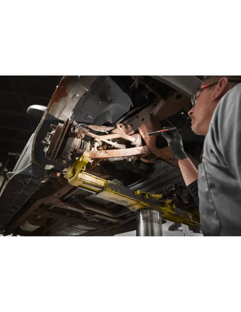 lampe-torche-frontale-450-lumens-lampe-de-poche-250-lumens-usb-ir-hl450pl250-4933492104-milwaukee (3).webp