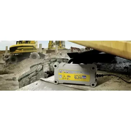 GYS-GYSFLASH-9.24-029477-Chargeur-automatique-6-V-12-V-24-V-9-A-9-A-6-A (1).webp