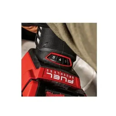 milwaukee-meuleuse-125mm-18v-solo-m18-fsagv125xpdb-0x-4933478437 (2).webp